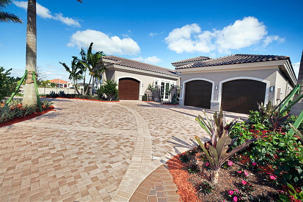 Best Decorative Driveway Pavers  in Fredonia, KS